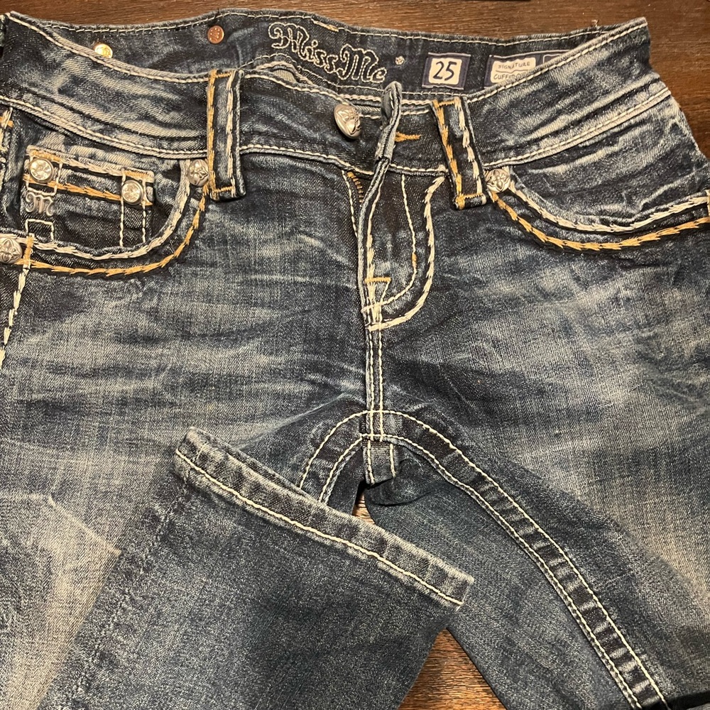 Miss Me jean capris size 25